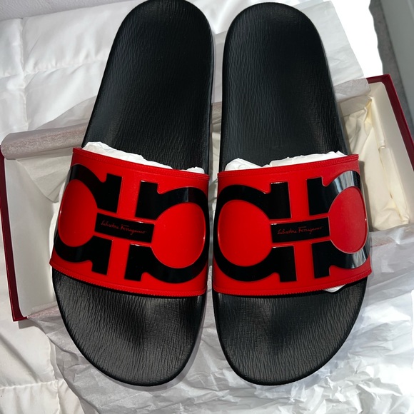 Men’s flip flops